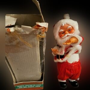 🎄Vintage Musical Twisting Action Santa Claus Plays Jingle Bell Used with Box